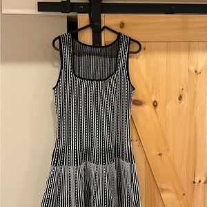 Commense Black and White Patterned Mini Dress